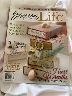 Home Art Magazine - Cream & Pink Covers
